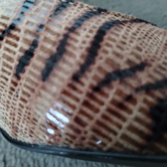 Animal Print/Tiger Print Heels " Tiffany "by Impo👠 - Picture 10 of 16